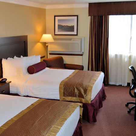 Best Western Plus Wilkes Barre Center City Exterior photo