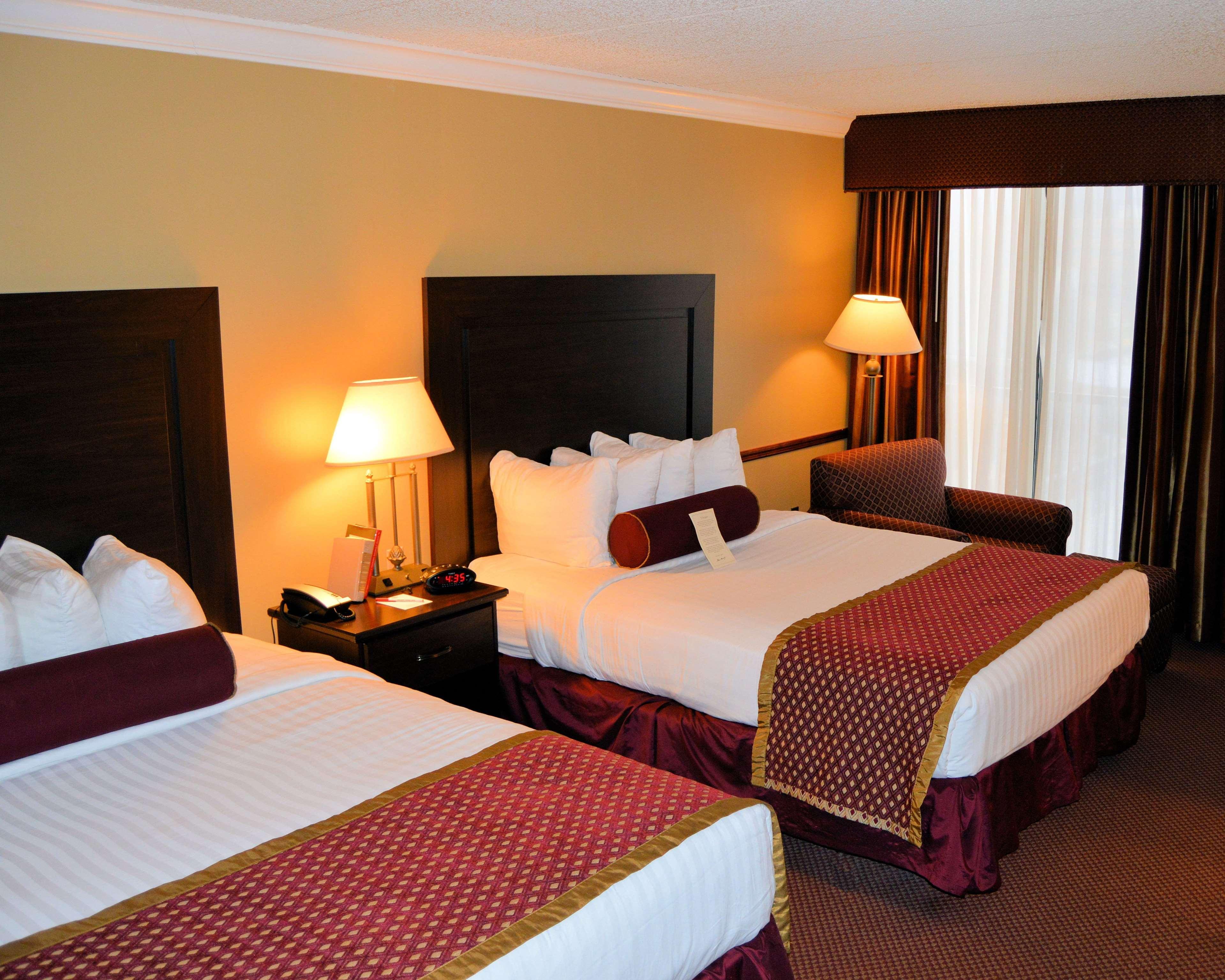 Best Western Plus Wilkes Barre Center City Exterior photo
